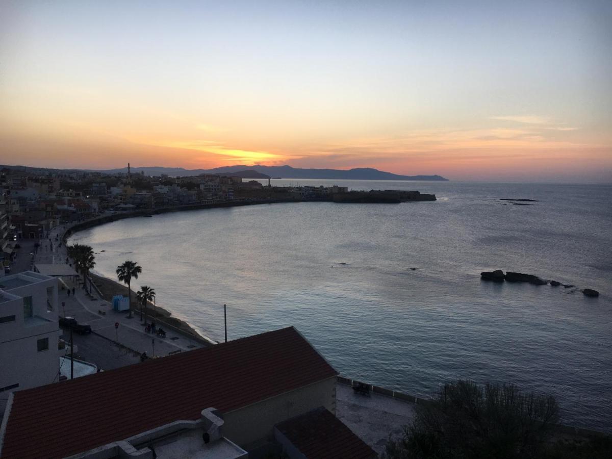 At The Beach! +10Min= Port&Center. Chrissi Akti Chania Exterior foto