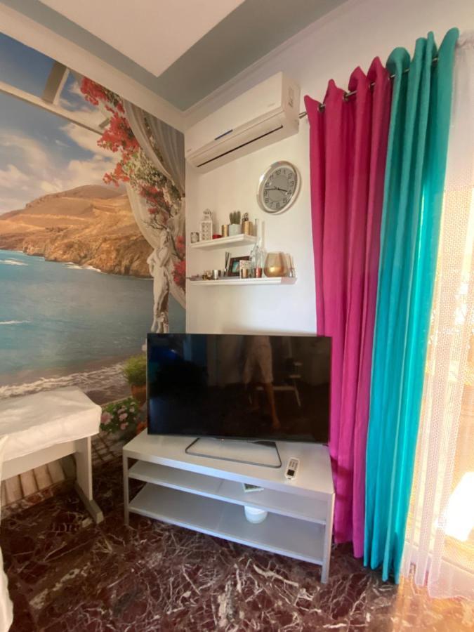 At The Beach! +10Min= Port&Center. Chrissi Akti Chania Exterior foto